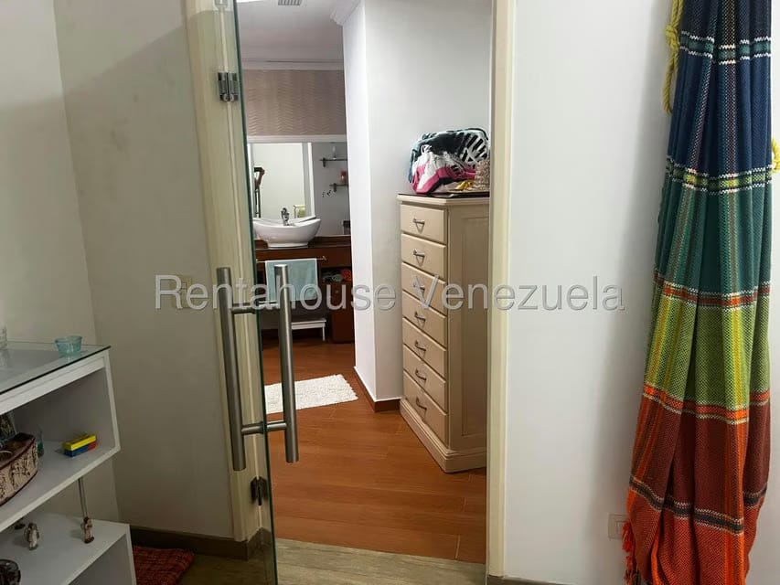 Apartamento (1 Nivel) en Venta en Agua Sal, Miranda - 25
