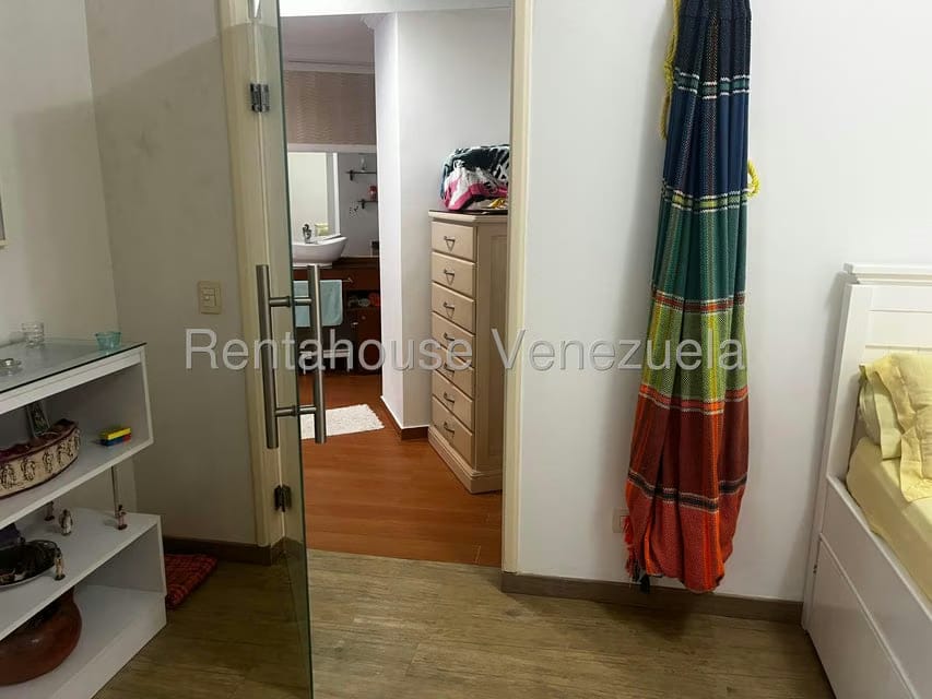 Apartamento (1 Nivel) en Venta en Agua Sal, Miranda - 26