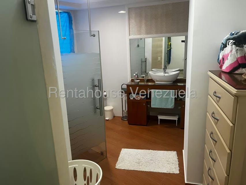 Apartamento (1 Nivel) en Venta en Agua Sal, Miranda - 27