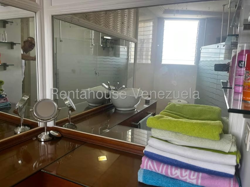 Apartamento (1 Nivel) en Venta en Agua Sal, Miranda - 30