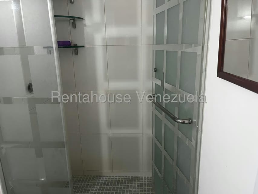 Apartamento (1 Nivel) en Venta en Agua Sal, Miranda - 38