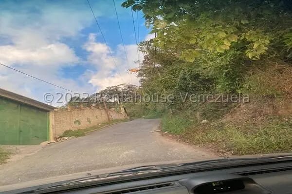 Terreno (Residencial) en Venta en El Junquito, Distrito Metropolitano