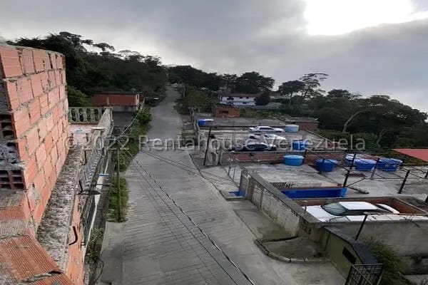 Terreno (Residencial) en Venta en El Junquito, Distrito Metropolitano - 5