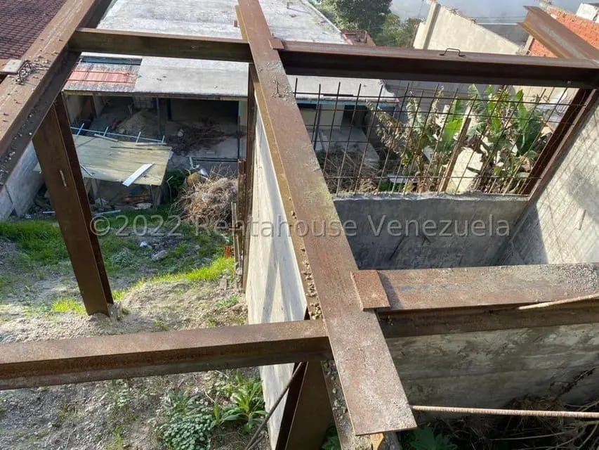 Terreno (Residencial) en Venta en El Junquito, Distrito Metropolitano - 7