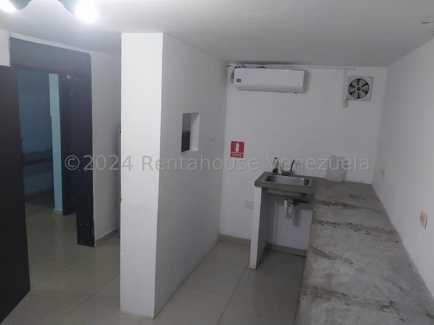 Comercial (Local Comercial) en Alquiler en Centro, Falcon - 13