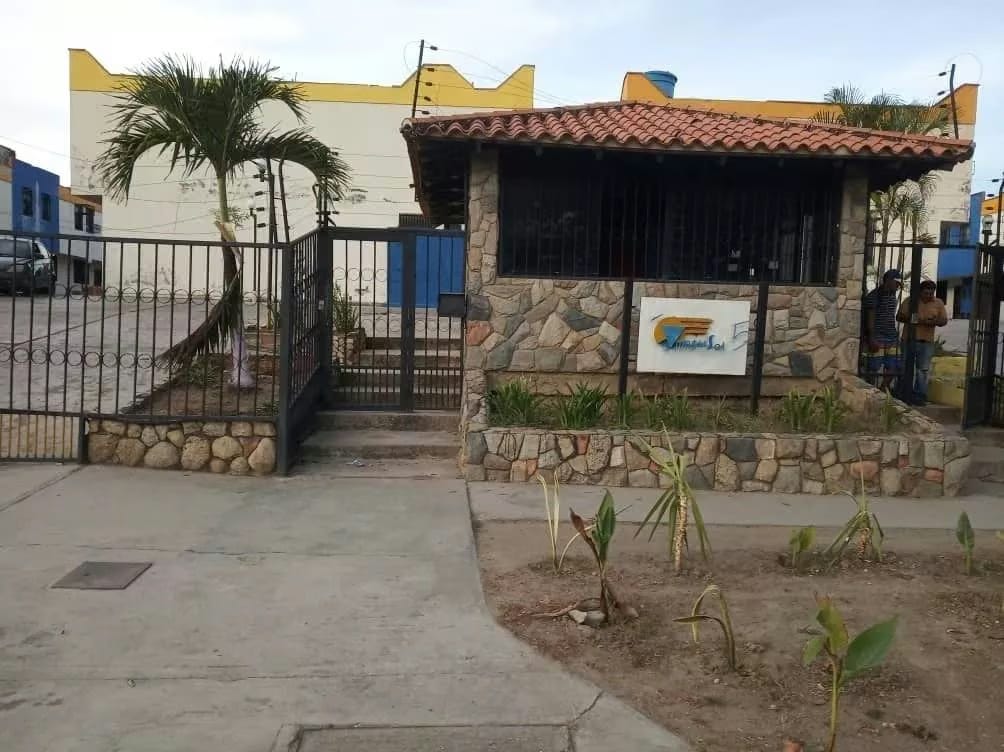 Townhouse en res Villas del Sol, Parque Valencia - 10