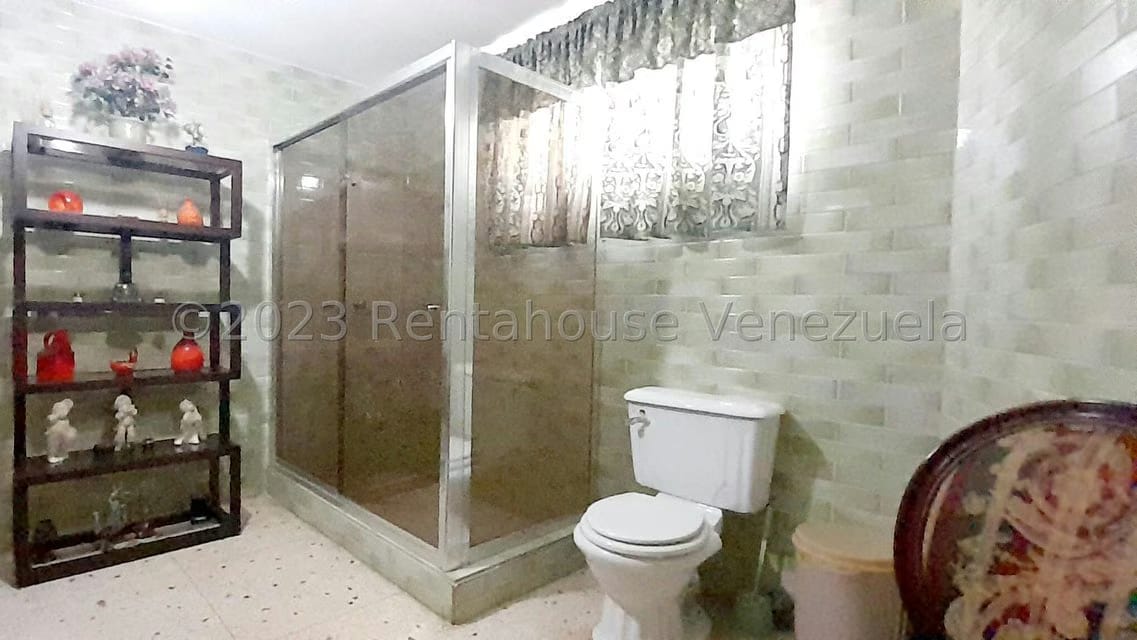 Casa (1 Nivel) en Venta en La Lago, Zulia - 28