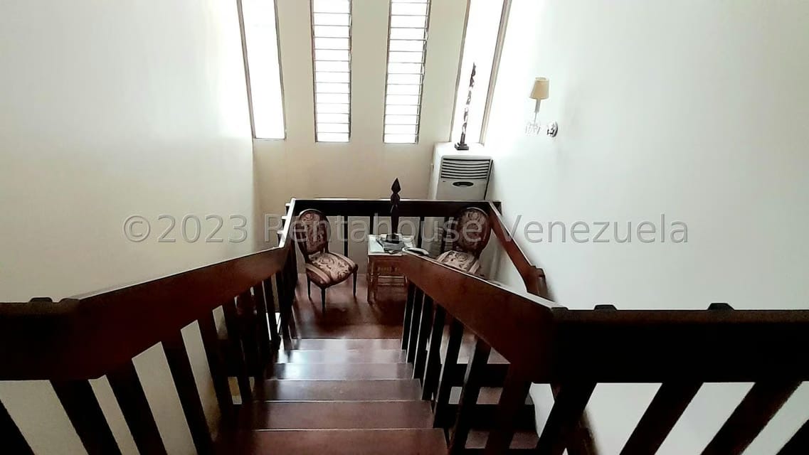 Casa (1 Nivel) en Venta en La Lago, Zulia - 30