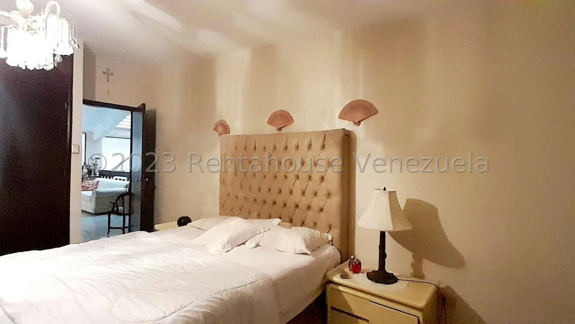 Casa (1 Nivel) en Venta en La Lago, Zulia - 34