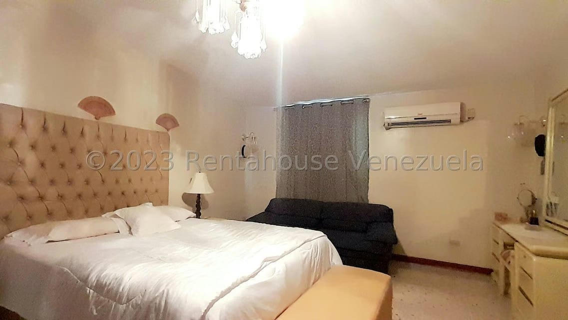 Casa (1 Nivel) en Venta en La Lago, Zulia - 35