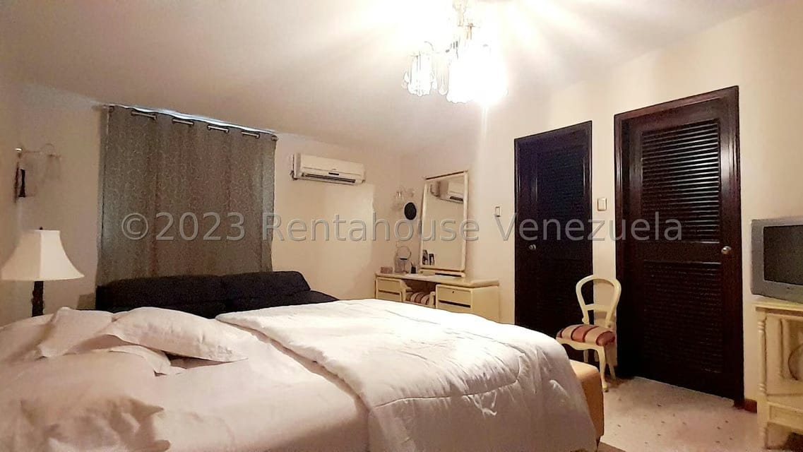 Casa (1 Nivel) en Venta en La Lago, Zulia - 46