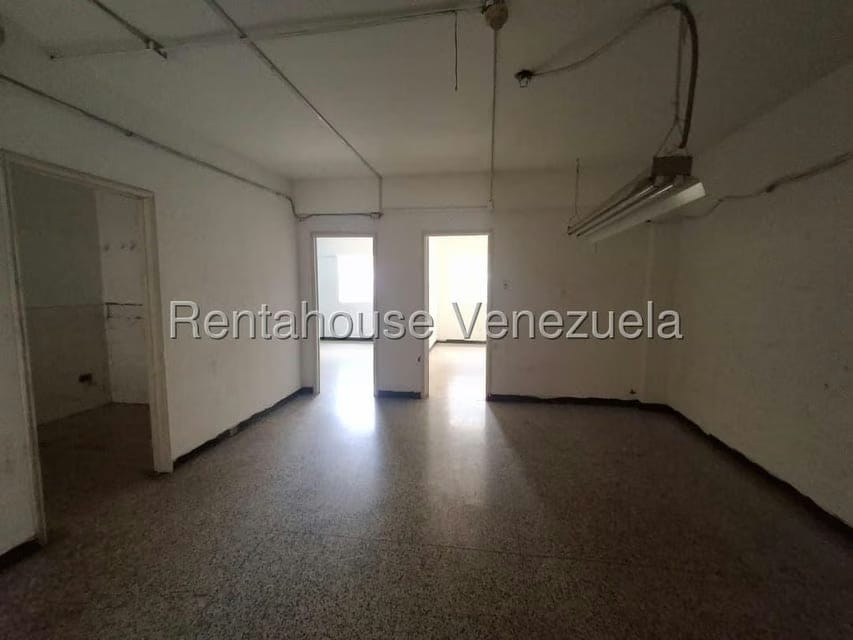 Comercial (Edificio) en Venta en Catia, Distrito Metropolitano - 14