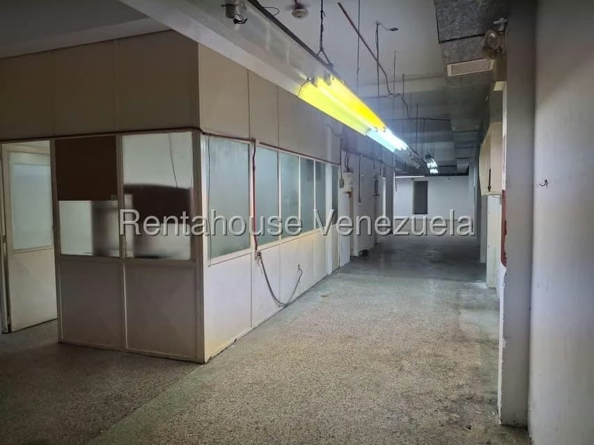 Comercial (Edificio) en Venta en Catia, Distrito Metropolitano - 5