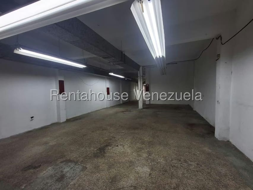 Comercial (Edificio) en Venta en Catia, Distrito Metropolitano - 7
