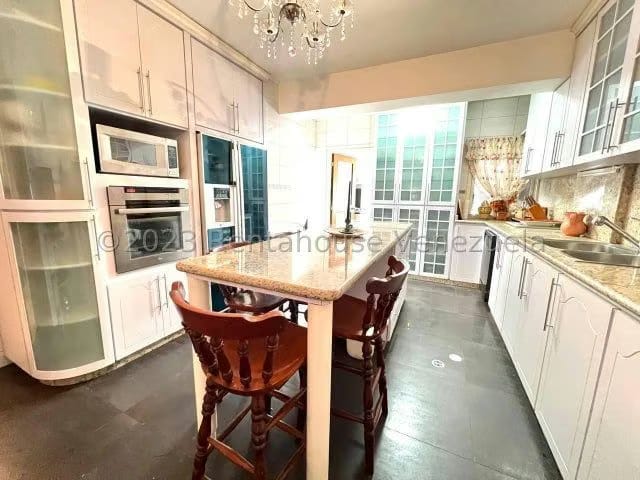 APARTAMENTO EN VENTA – YENNIEF ROJAS - 3