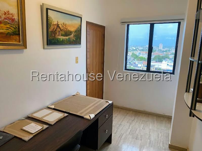 Apartamento (1 Nivel) en Alquiler en Calle Coto Paul, Zulia - 10