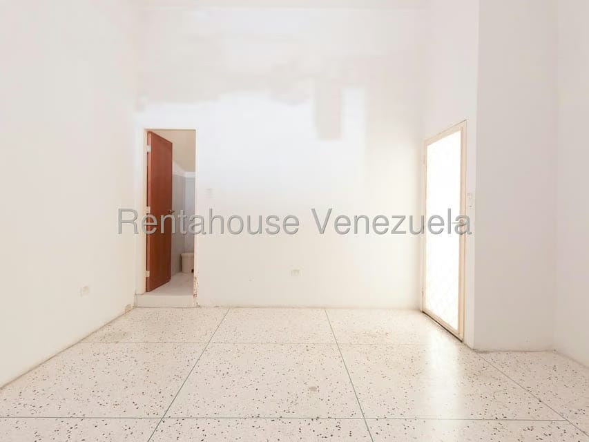 Comercial (Local Comercial) en Venta en Santa Elena, Lara - 27