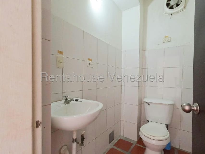 Comercial (Local Comercial) en Venta en Santa Elena, Lara - 41