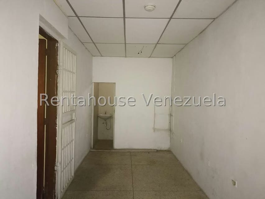 Comercial (Oficina) en Alquiler en Centro, Lara - 6