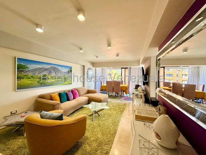 Apartamento (1 Nivel) en Venta en Los Dos Caminos, Distrito Metropolitano - 7