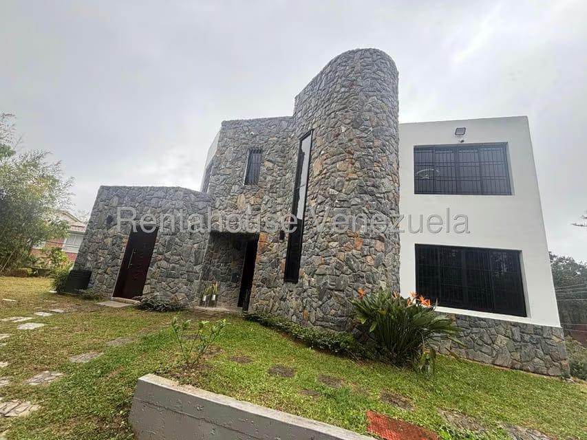Casa (Duplex) en Venta en Club de Campo, Miranda