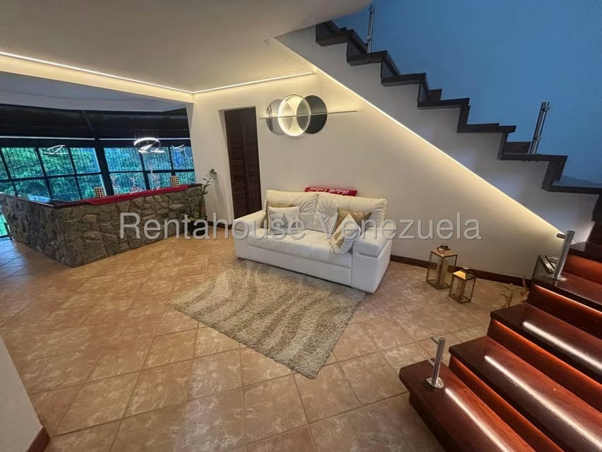 Casa (Duplex) en Venta en Club de Campo, Miranda - 2