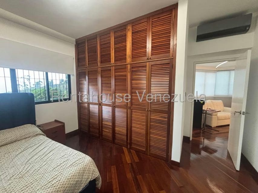 Casa (Duplex) en Venta en Club de Campo, Miranda - 18