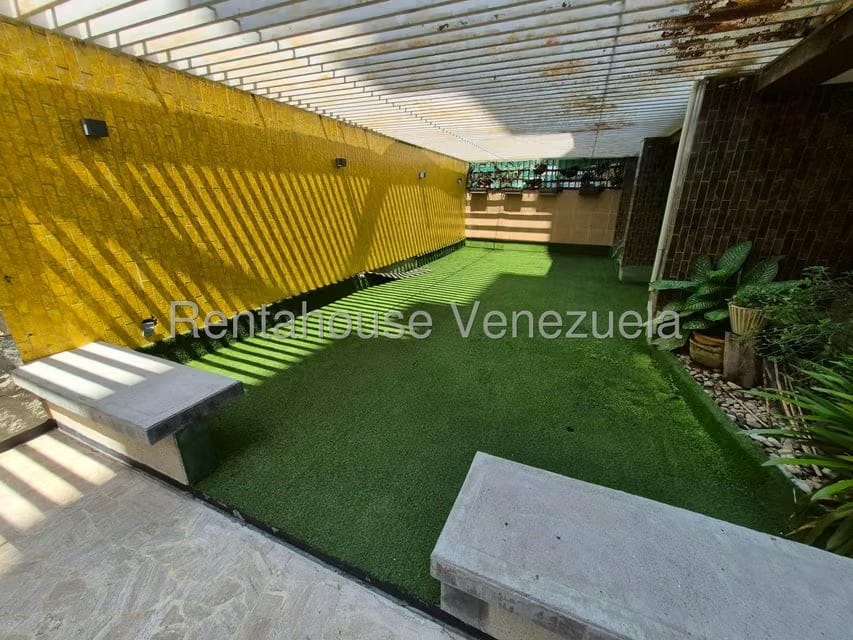 Apartamento (1 Nivel) en Venta en Los Palos Grandes, Distrito Metropolitano - 14
