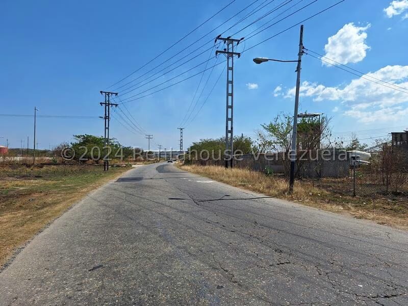 Terreno (Comercial) en Venta en Carret Guacara - San Joaquin, Carabobo - 2