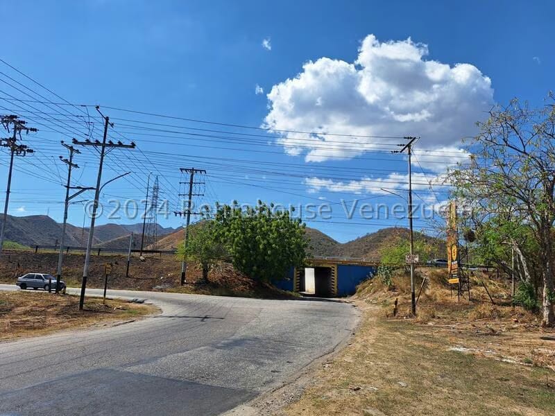 Terreno (Comercial) en Venta en Carret Guacara - San Joaquin, Carabobo - 3