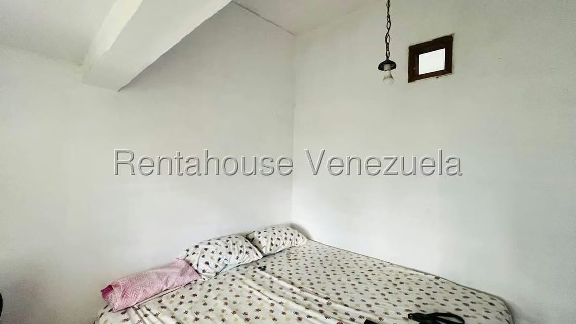 Casa (1 Nivel) en Venta en Parque Residencial Santa Rita, Aragua - 12