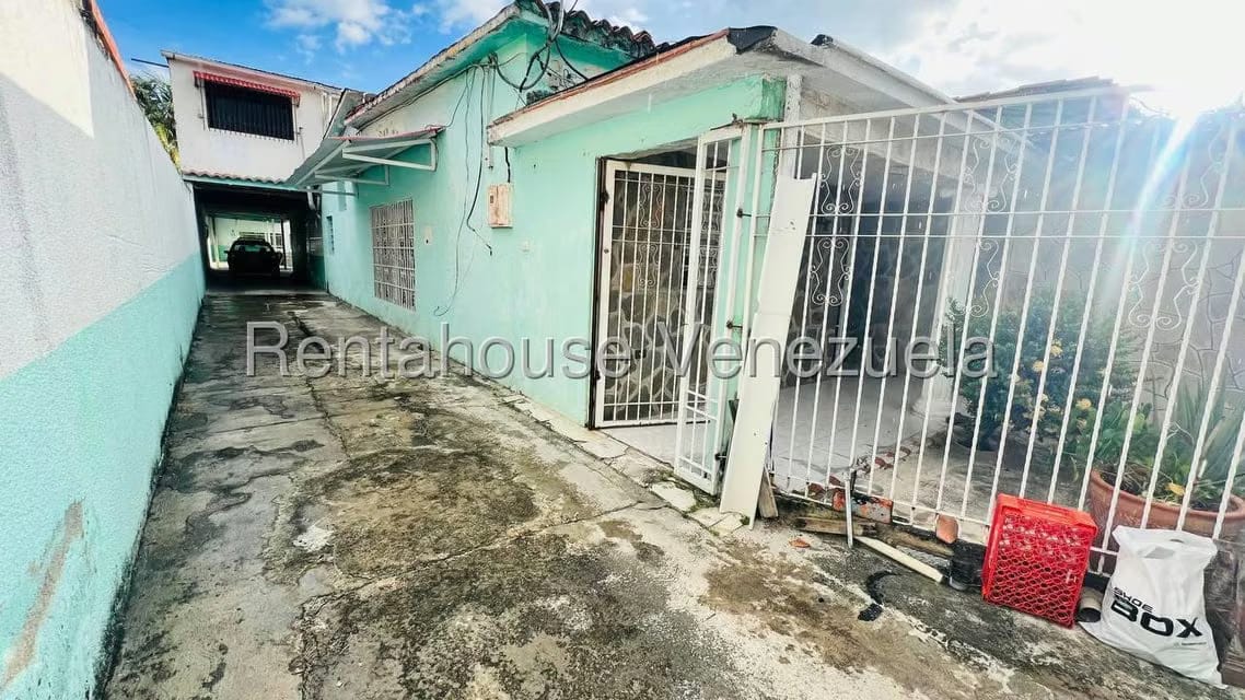Casa (1 Nivel) en Venta en Parque Residencial Santa Rita, Aragua - 3