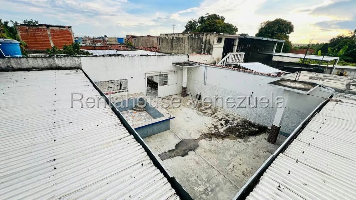 Casa (1 Nivel) en Venta en Parque Residencial Santa Rita, Aragua - 30