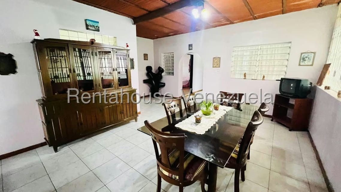 Casa (1 Nivel) en Venta en Parque Residencial Santa Rita, Aragua - 8