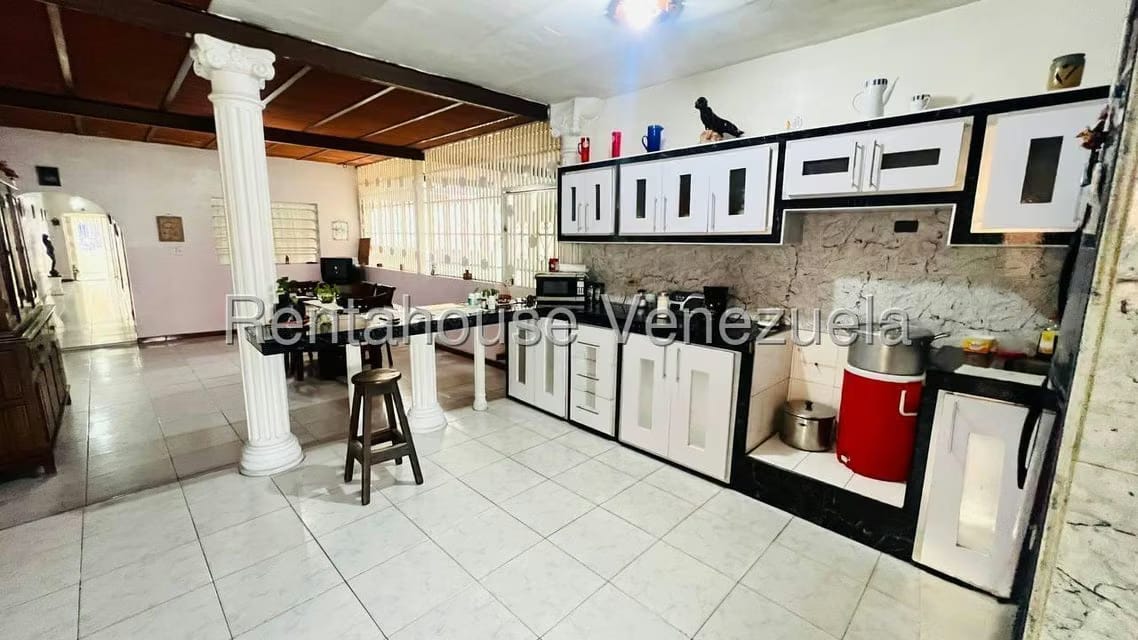 Casa (1 Nivel) en Venta en Parque Residencial Santa Rita, Aragua - 9