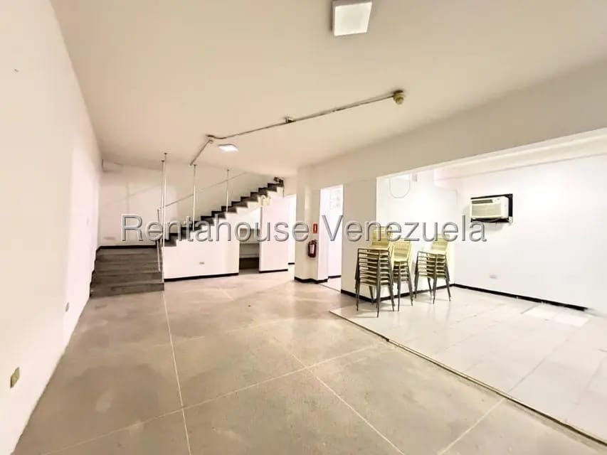 Comercial (Local Comercial) en Alquiler en Parroquia San Agustin, Distrito Metropolitano - 7