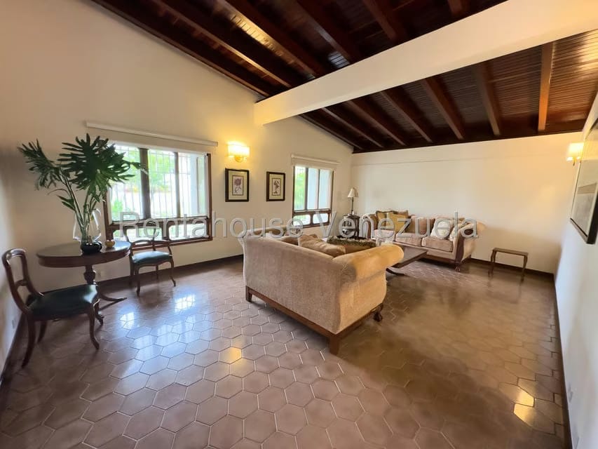 Casa (Multipes Niveles) en Venta en Los Chorros, Distrito Metropolitano - 18