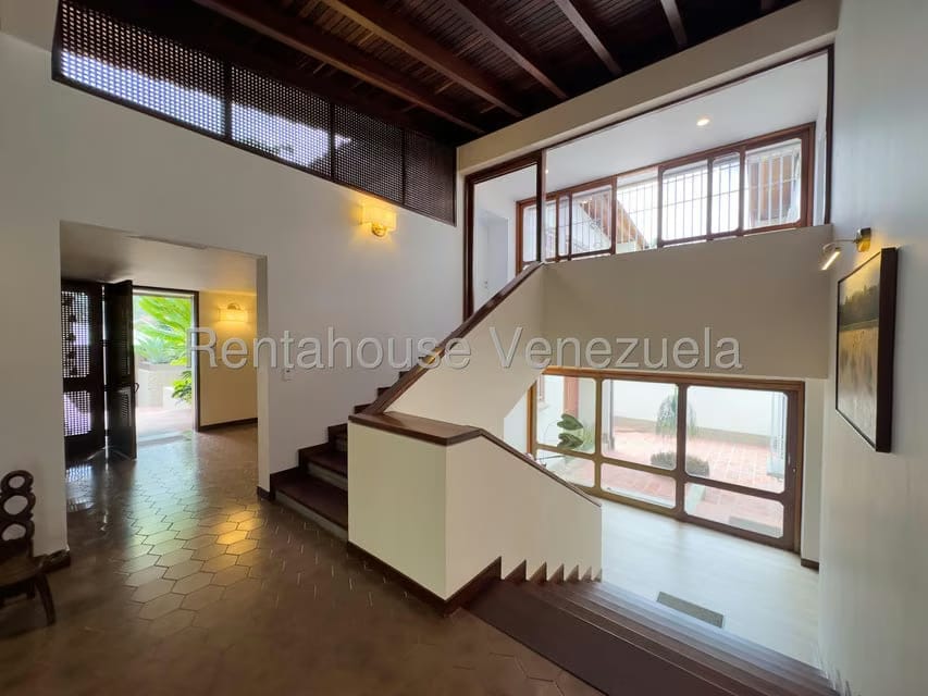 Casa (Multipes Niveles) en Venta en Los Chorros, Distrito Metropolitano - 20