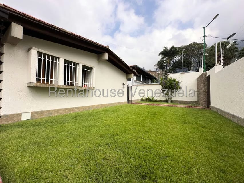 Casa (Multipes Niveles) en Venta en Los Chorros, Distrito Metropolitano - 3