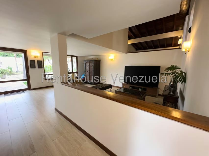 Casa (Multipes Niveles) en Venta en Los Chorros, Distrito Metropolitano - 23