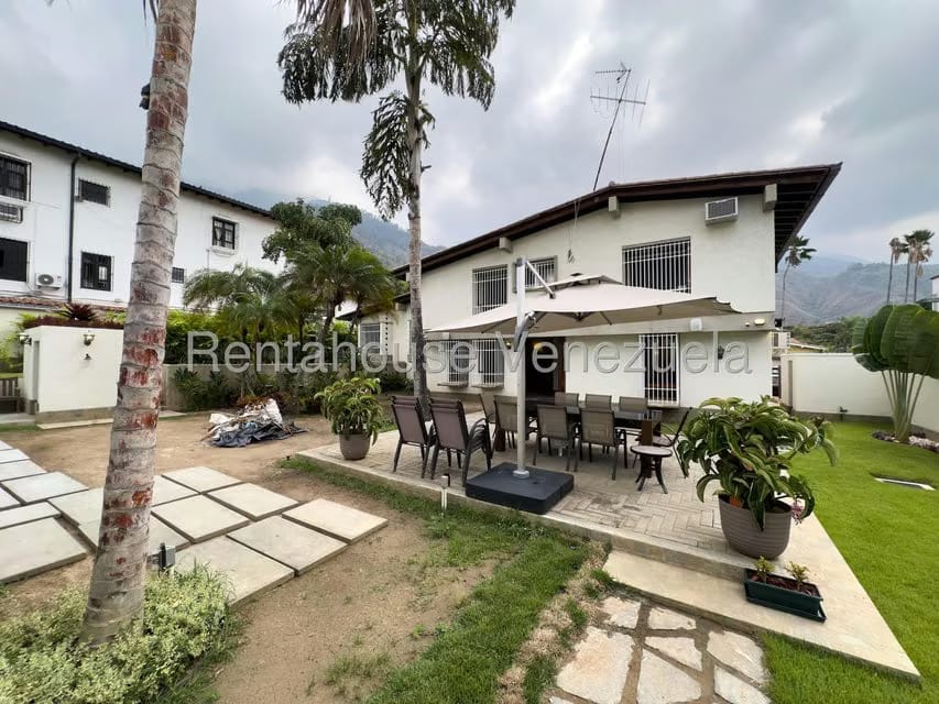 Casa (Multipes Niveles) en Venta en Los Chorros, Distrito Metropolitano - 31