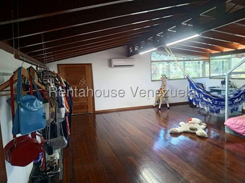 Apartamento (Duplex) en Venta en La Tahona, Distrito Metropolitano - 18
