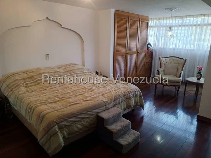 Apartamento (Duplex) en Venta en La Tahona, Distrito Metropolitano - 20