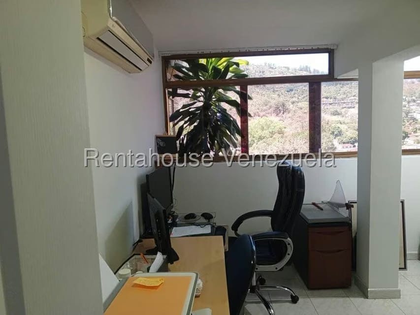 Apartamento (Duplex) en Venta en La Tahona, Distrito Metropolitano - 23
