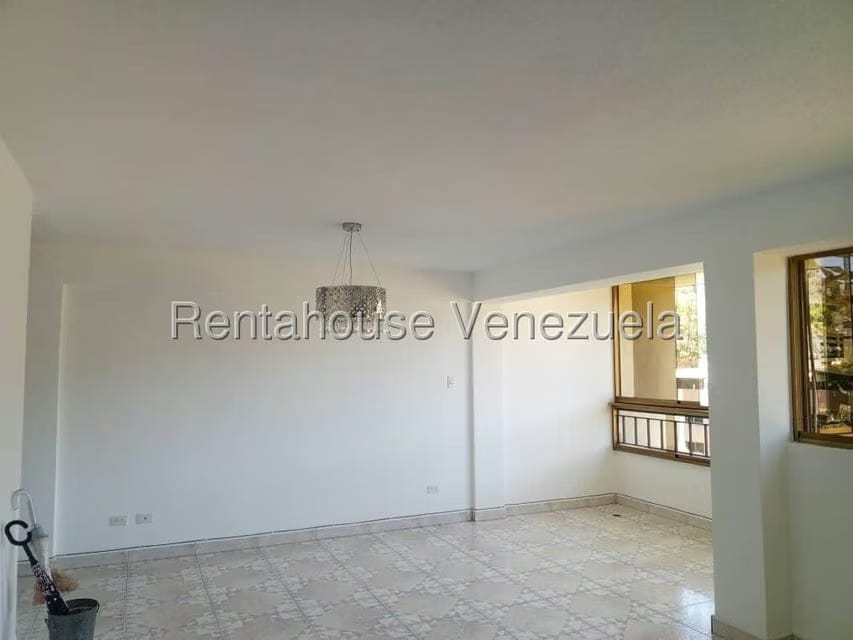 Apartamento (Duplex) en Venta en La Tahona, Distrito Metropolitano - 8