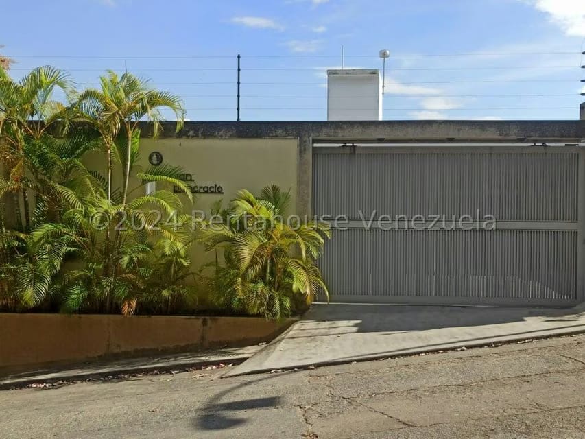 Casa (Multipes Niveles) en Venta en La Florida, Distrito Metropolitano - 112