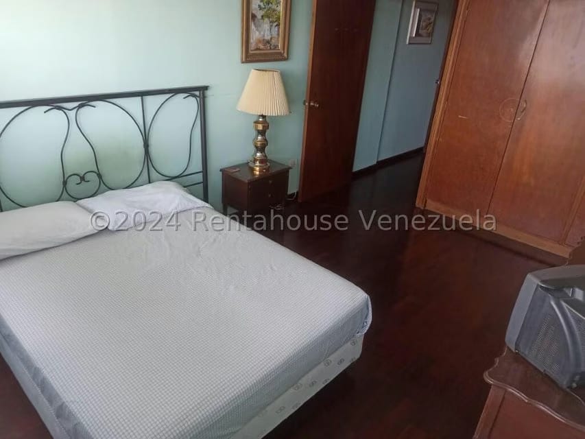 Casa (Multipes Niveles) en Venta en La Florida, Distrito Metropolitano - 37