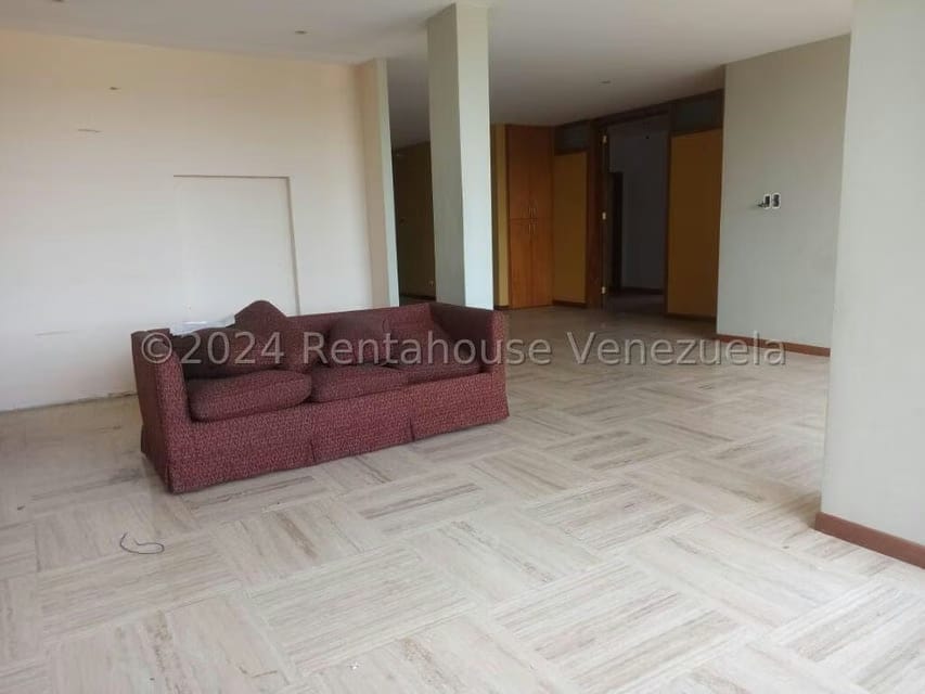 Casa (Multipes Niveles) en Venta en La Florida, Distrito Metropolitano - 46