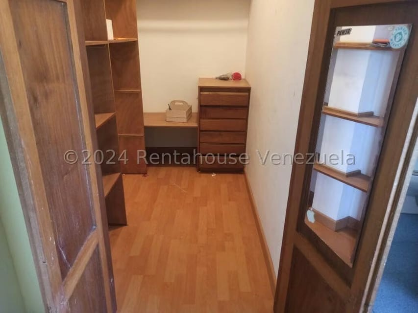 Casa (Multipes Niveles) en Venta en La Florida, Distrito Metropolitano - 54