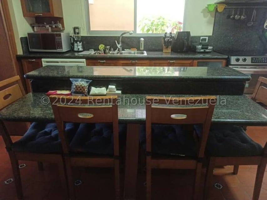 Casa (Multipes Niveles) en Venta en La Florida, Distrito Metropolitano - 65